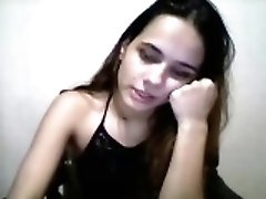 Sexy Girl Plays Chat Funny 1