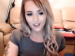 Very Hot Blonde Loves Masturbating On Cam